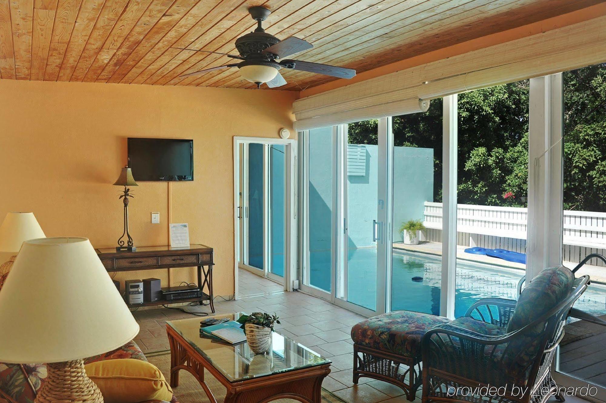 Pavilions And Pools Condo Villas Mandal Rum bild